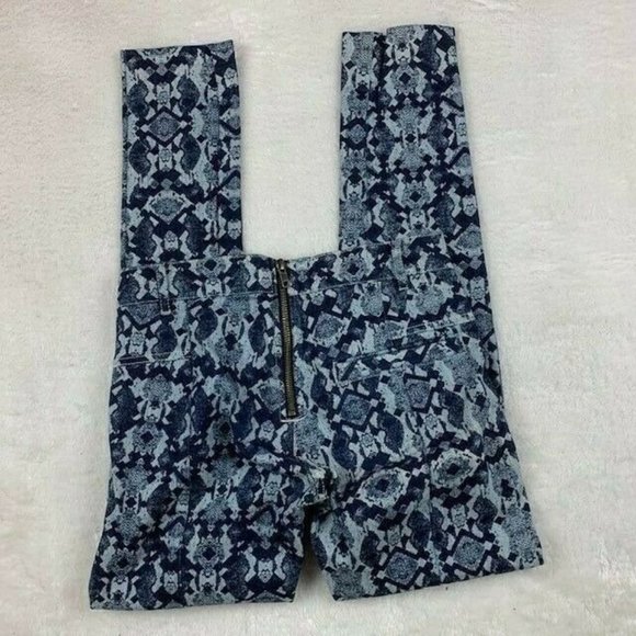 FC Jeans Womens Waist Size 28.5 Geometric Print Zip Back Skinny Stretch - Picture 4 of 4